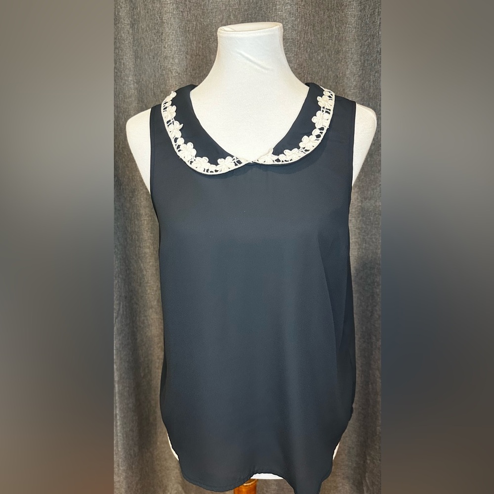 Lauren Conrad Black Lace Peter Pan Collar Blouse Sleeveless Coquette Preppy Top
